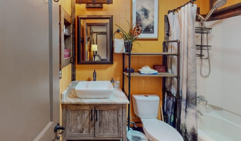 Ensuite Bathroom