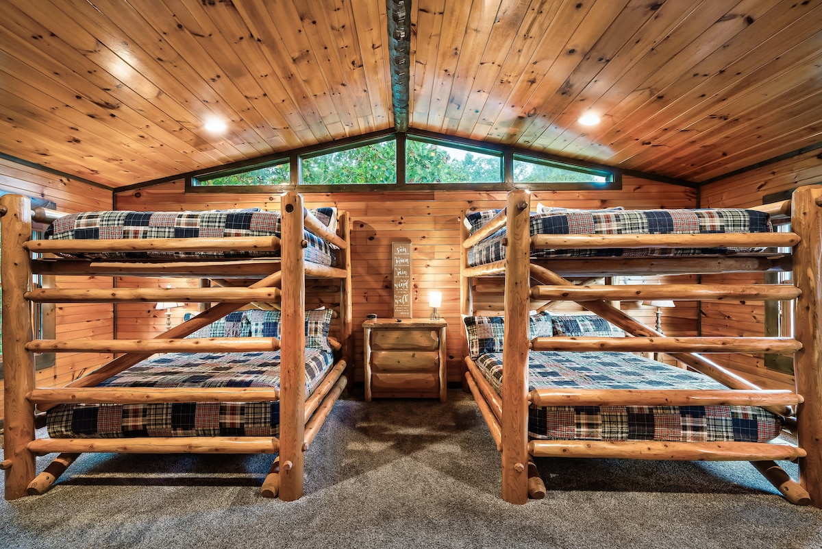 Queen Bunk Beds with ensuite bath