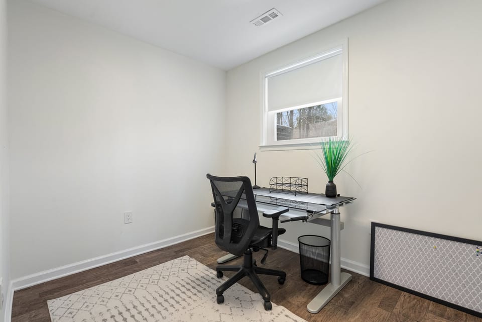 The Baldwin Flat - furnished for long-term stays - Warrenton