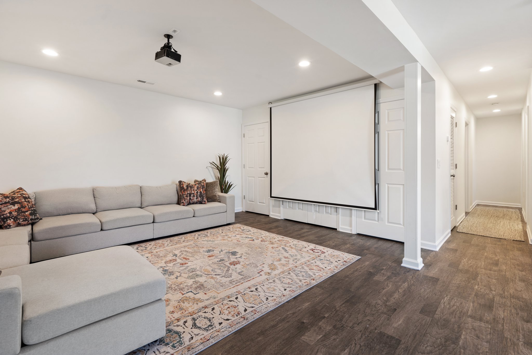 the-baldwin-flat-furnished-for-long-term-stays/