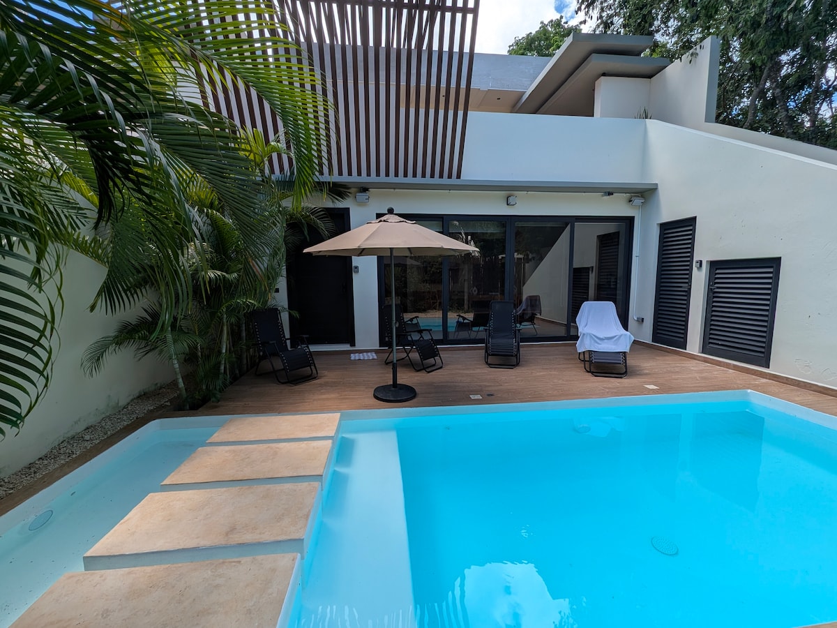 luxury-4-bedroom-villa-with-private-pool/