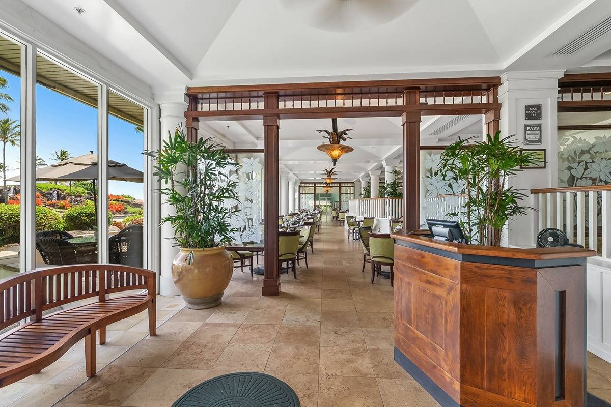 new!-beachfront-resort.-oceanview-lanai.-king-bed/