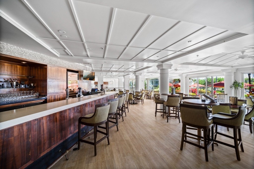 new!-beachfront-resort.-oceanview-lanai.-king-bed/