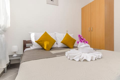Apartments Nedi - Unit 377934-13