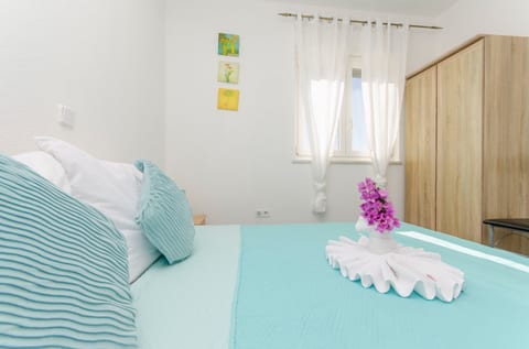 Apartments Nedi - Unit 377934-13