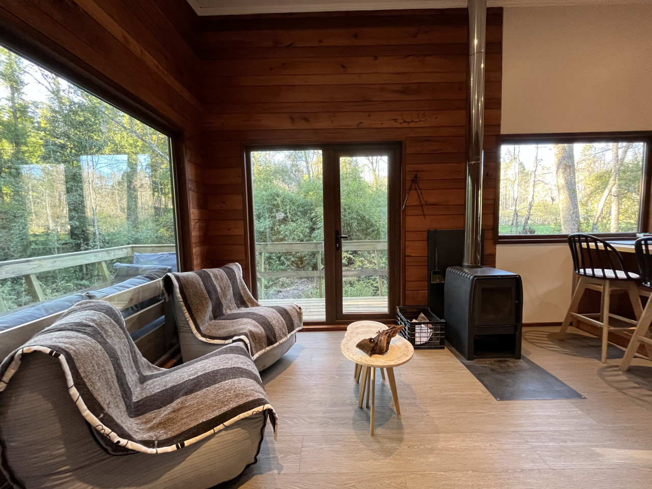 cabin-oak-or-bbq-laundry-wifi-wood-hot-tub/