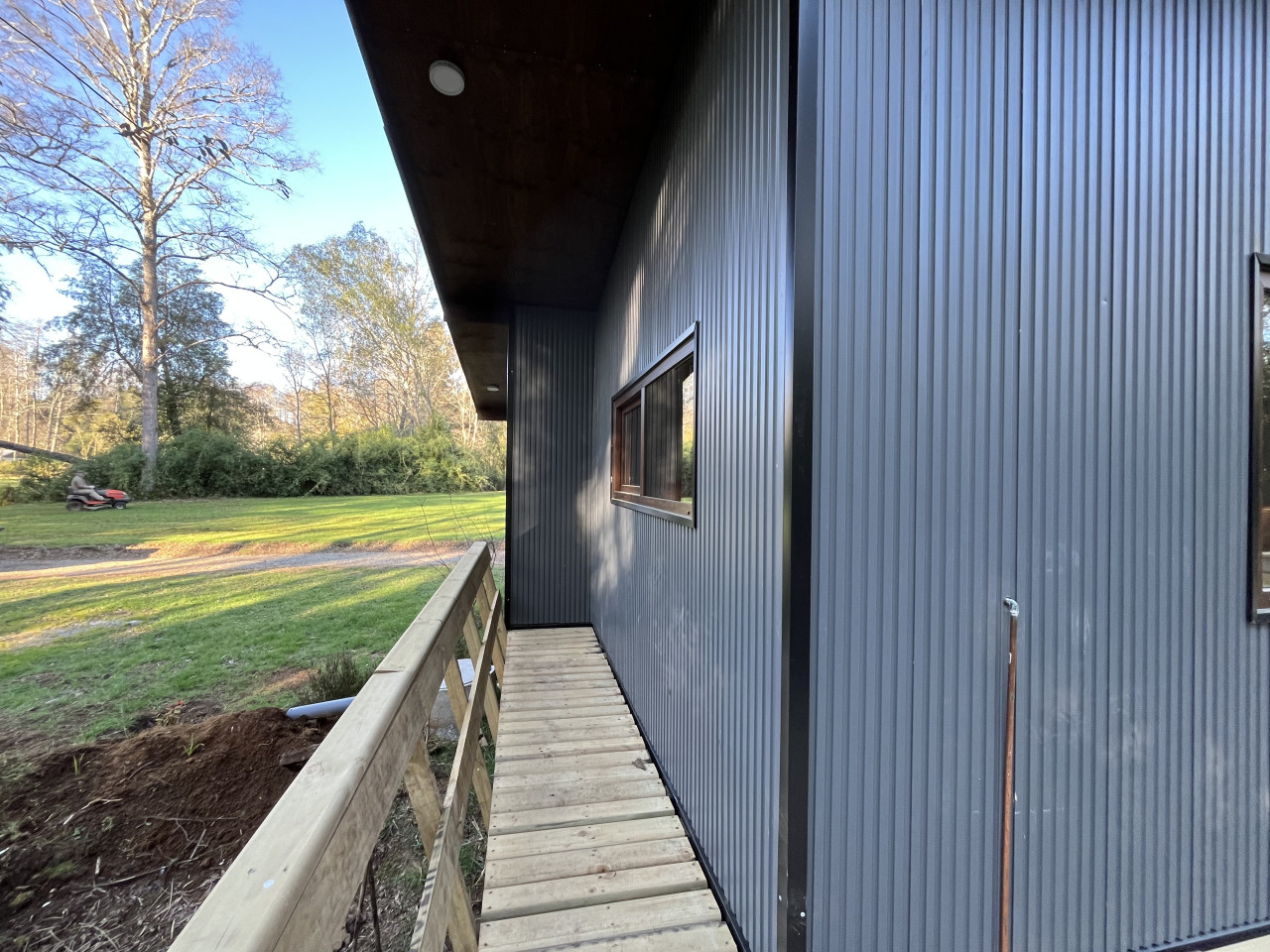 cabin-larchor-bbq-laundry-wifi-wood-hot-tub/