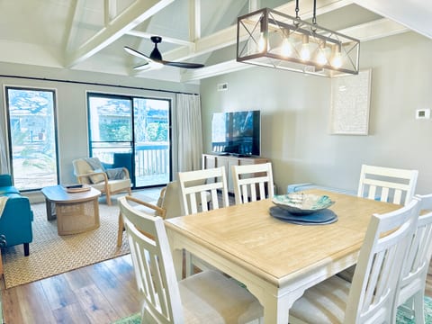 Beach, Please! - HHI Escape