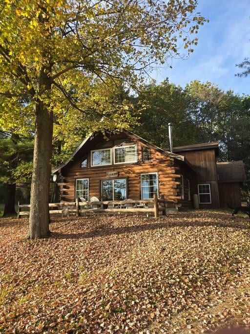 Secluded Rustic Cabin on Private Pond - Arkport