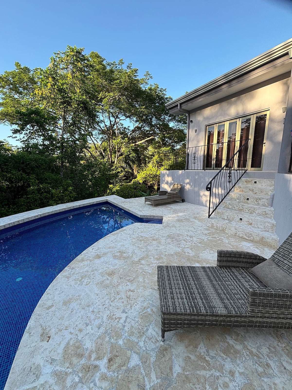 Jungle Luxe: Private Pool & Monkey Magic