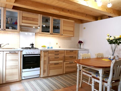 Kitchen / Dining Room
