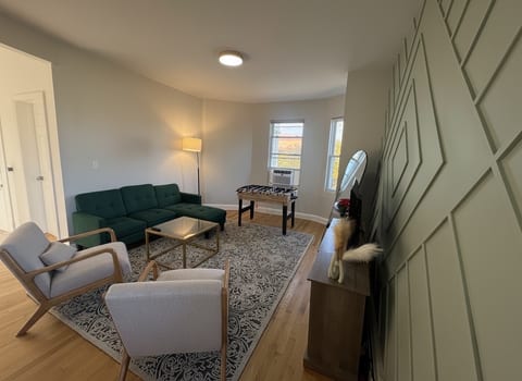6BR Apartment in NYC - Free 20 Mins to Manhattan