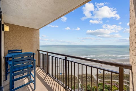 1 BR King Oceanfront | Premier Location + Views