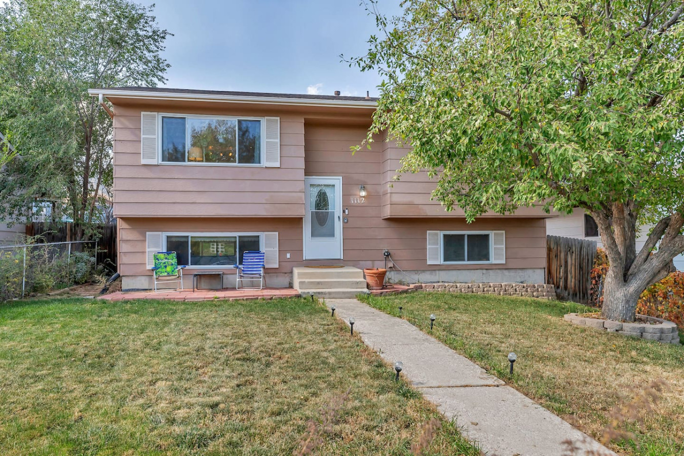 fire-pit-or-games-or-pets-or-views-or-2-mins-to-occ/