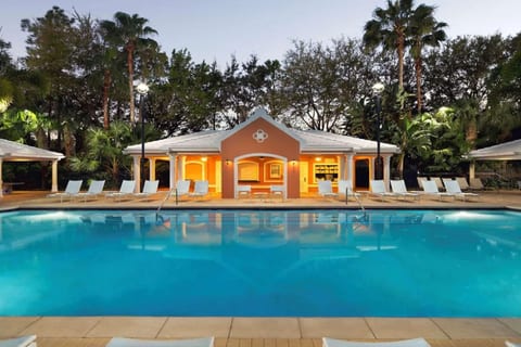 Sea World Resort, Hilton