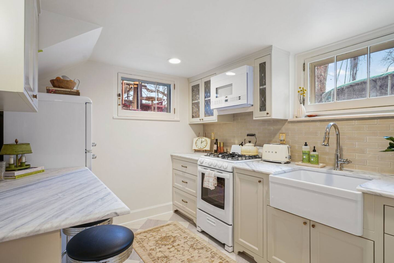 cozy-downtown-provo-cottage-w-king-bed/