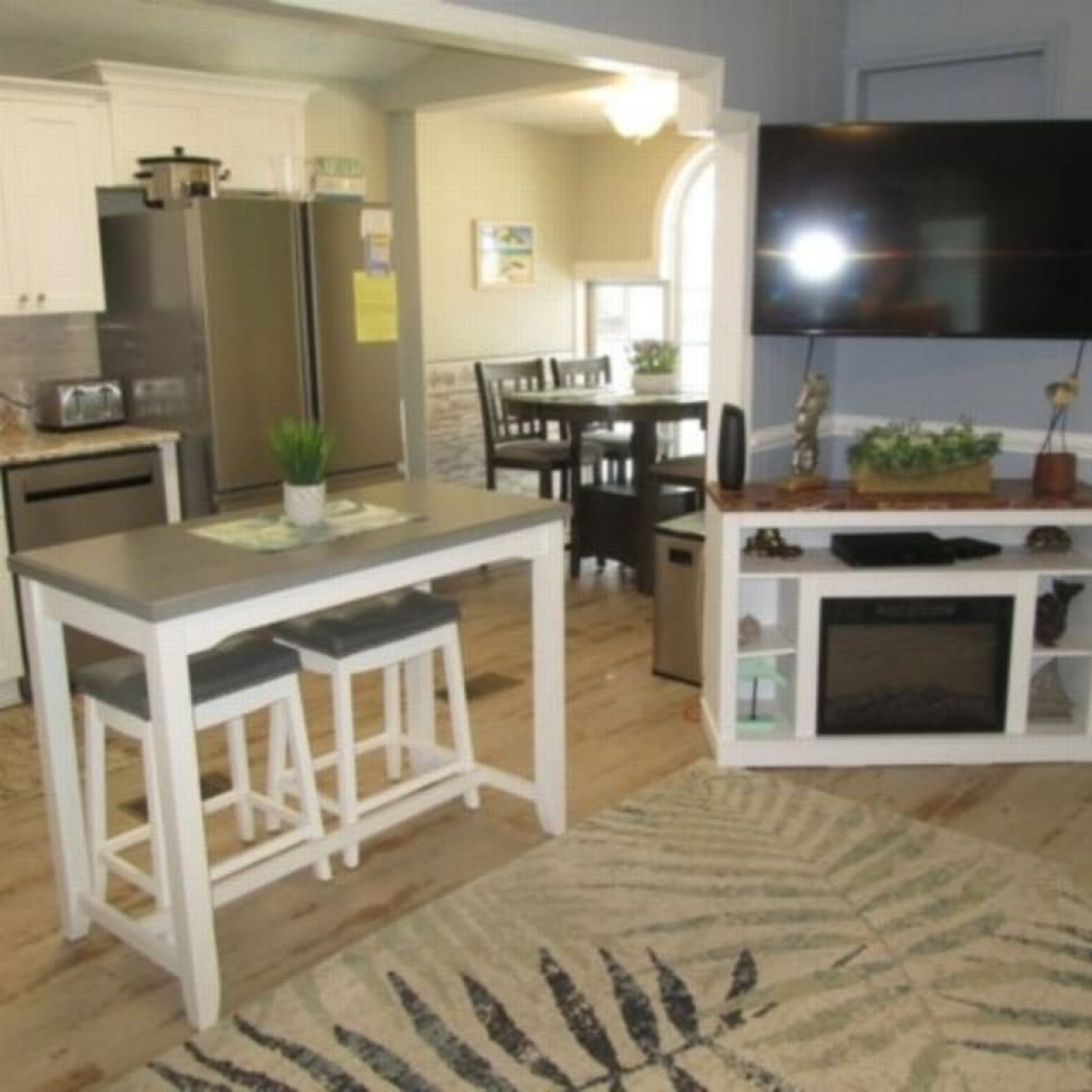 Golf Cart, Ocean Lakes – Dog Friendly, Sleeps 6