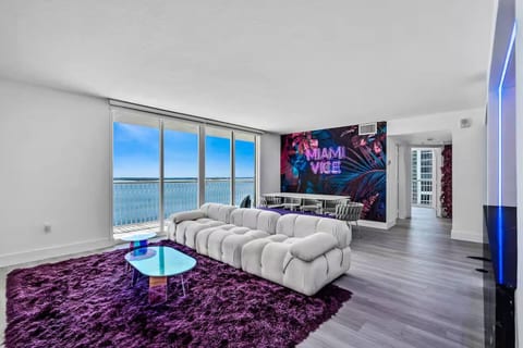 Brickell Ocean View • Miami Vice Theme + Pool