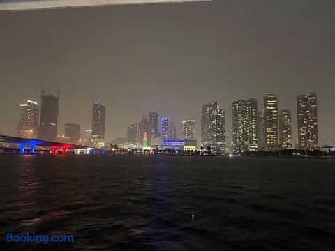 Brickell Ocean View • Miami Vice Theme + Pool
