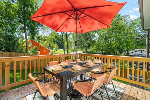 Cozy 3BD Stay | BBQ & Yard | Mins to Duke/Downtown