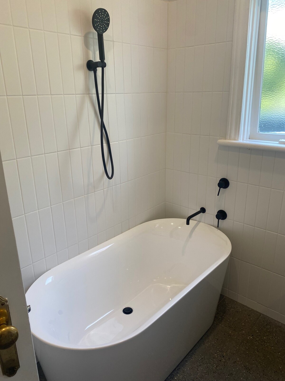 brighton-designer-retreat-walk-to-beach-and-cafes/