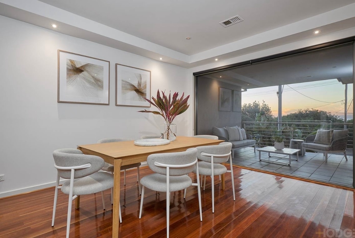 black-rock-waterfront-4br-heated-spa-and-views/