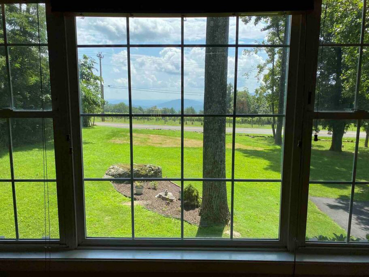 Blue Mountain Getaway: Hot tub, Winery, Game Room - Wise County