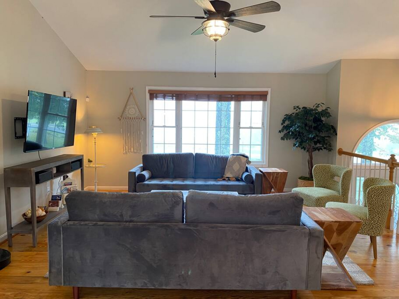 Blue Mountain Getaway: Hot tub, Winery, Game Room - Wise County