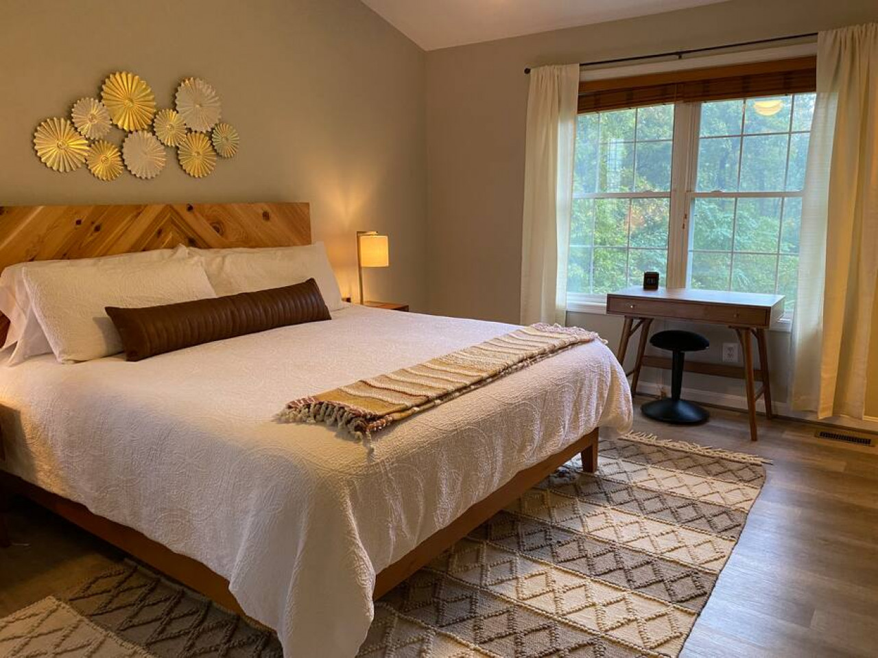 Blue Mountain Getaway: Hot tub, Winery, Game Room - Wise County