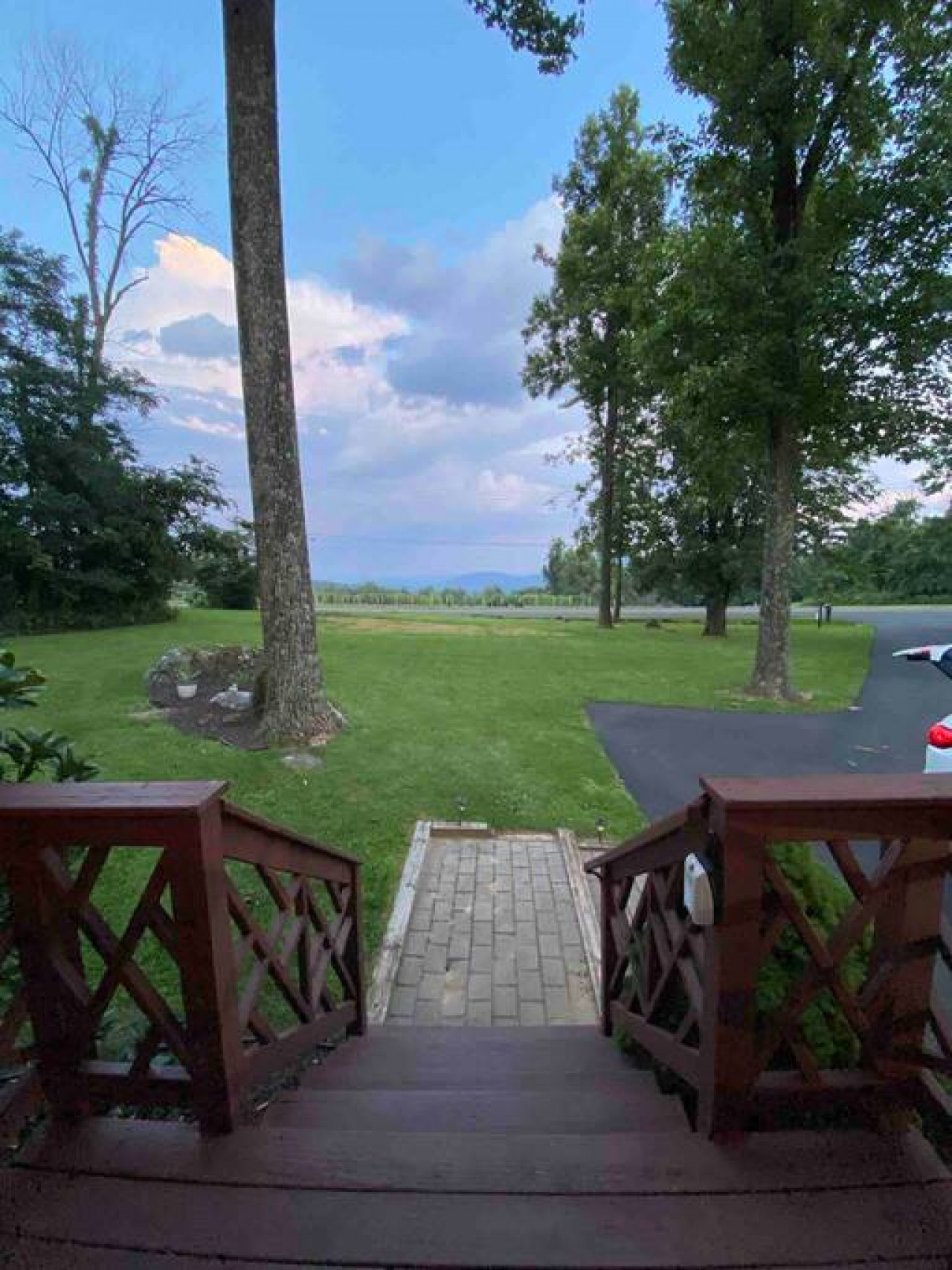 Blue Mountain Getaway: Hot tub, Winery, Game Room - Wise County