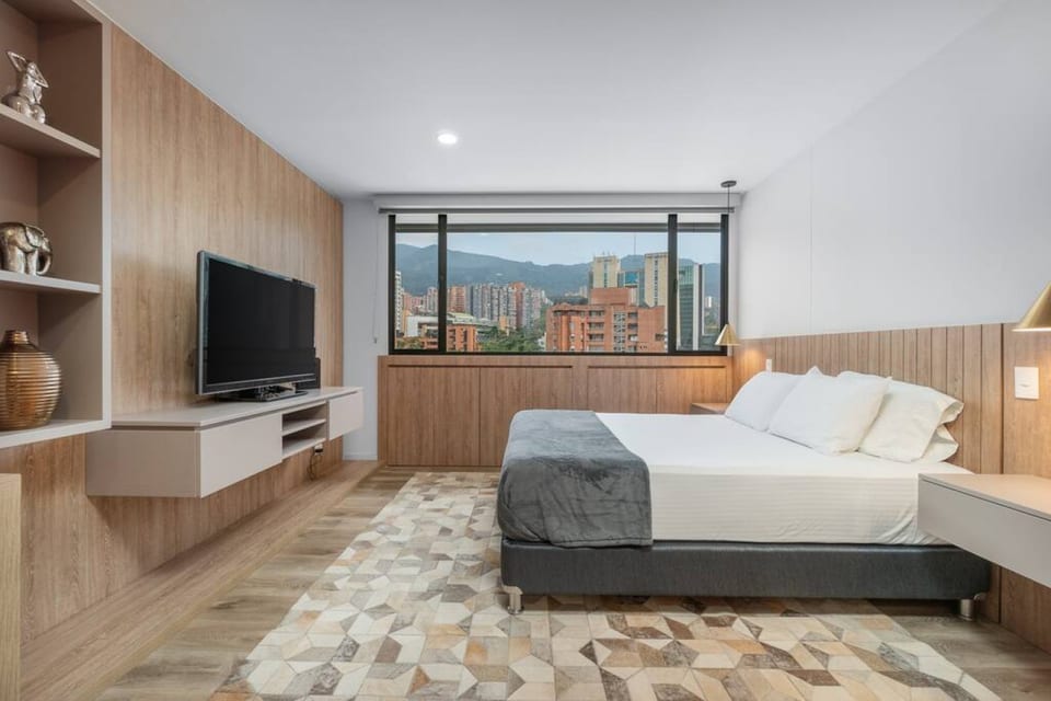 Go Living & Suites - 1013 - Medellin