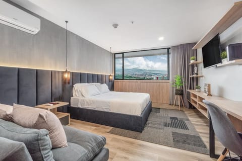 Go Living & Suites - 1417