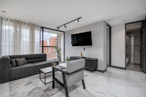 Housy Laureles - 701