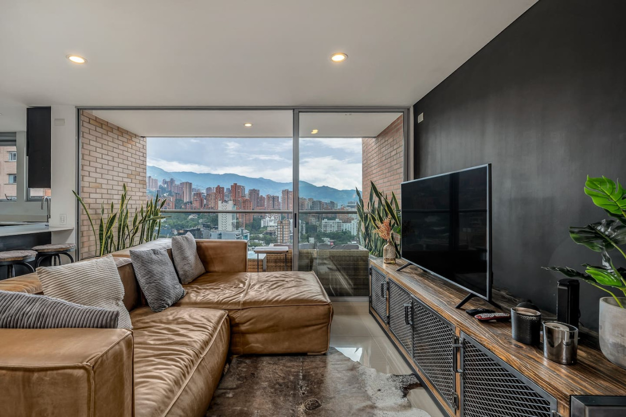 Luxury 2BR Apt near Provenza