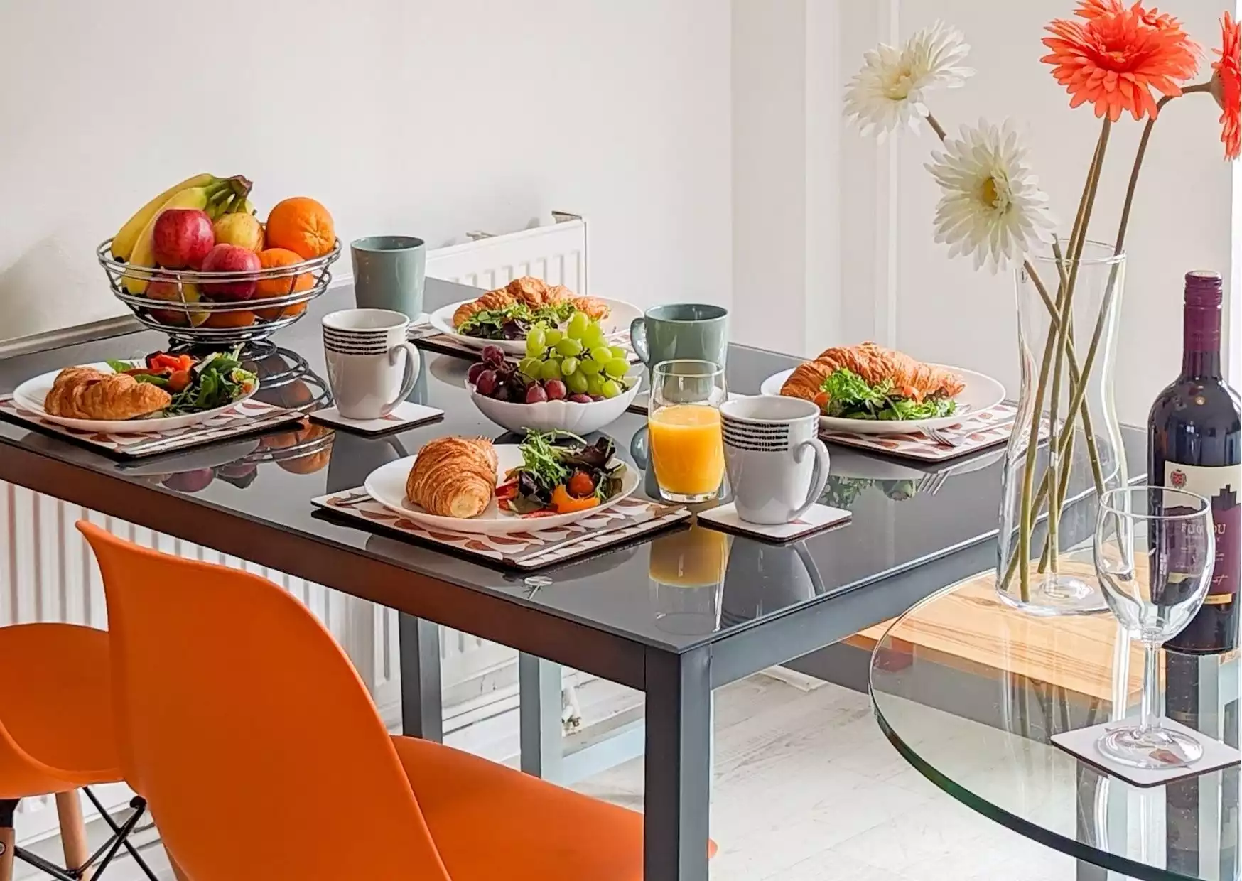 5-bedrooms-5-10-beds-near-city-hospital/