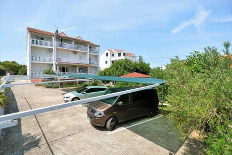 Apartments Nada - Unit 377939-13