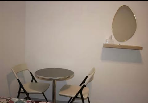 Room in sants