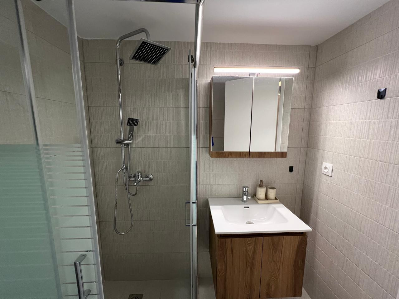 loutraki's-seaside-serenity-2-bdrm/