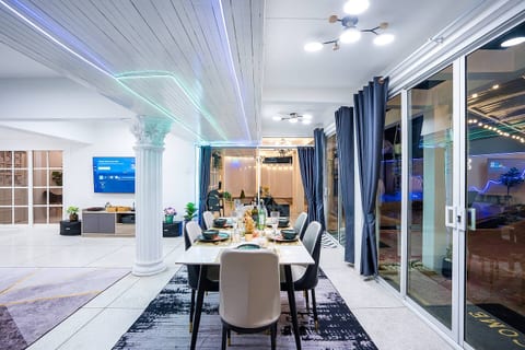 Your SeaCret Stylish Pool Villa 150m from the Sea