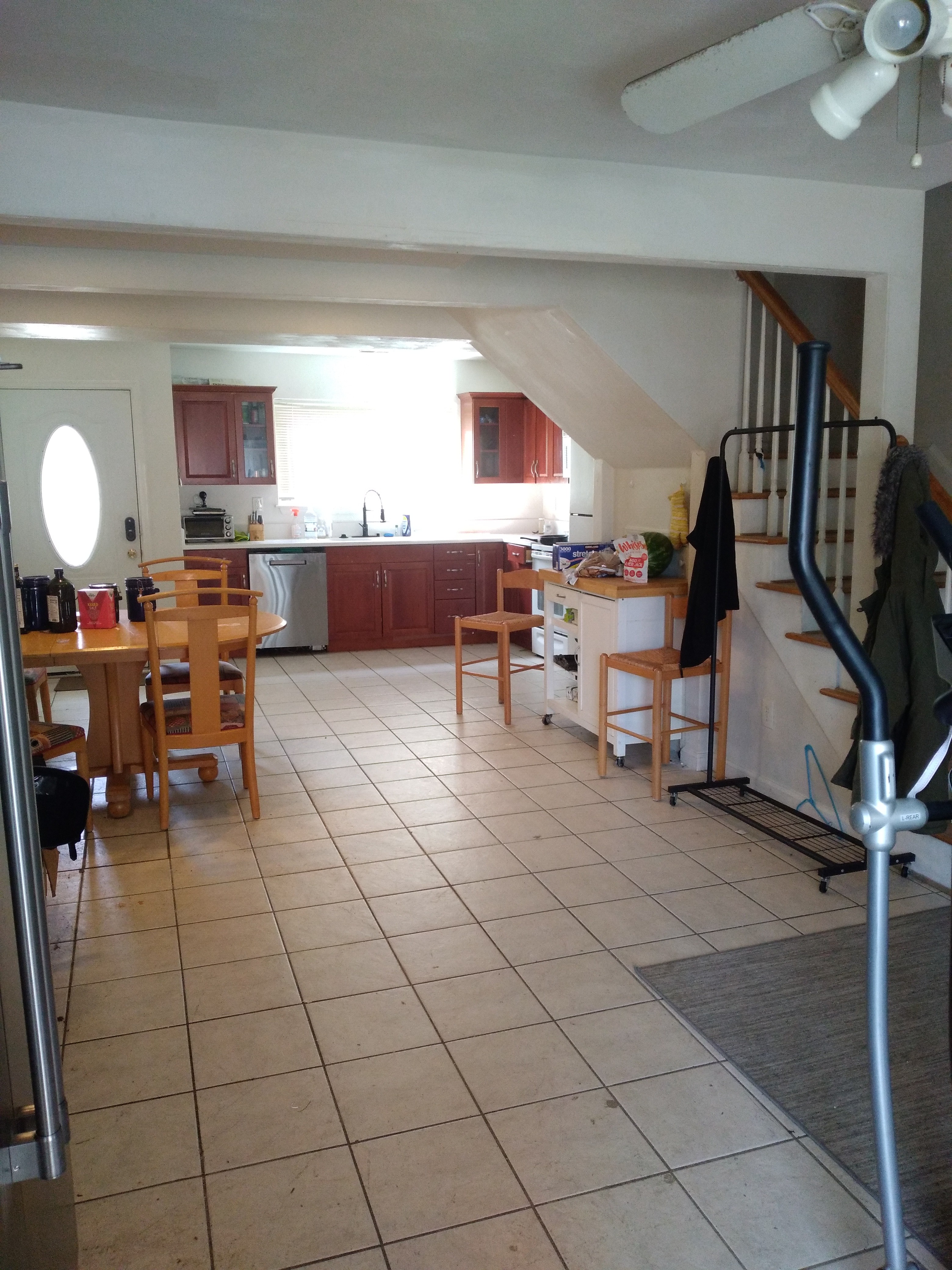 convenient-ocean-view-room/