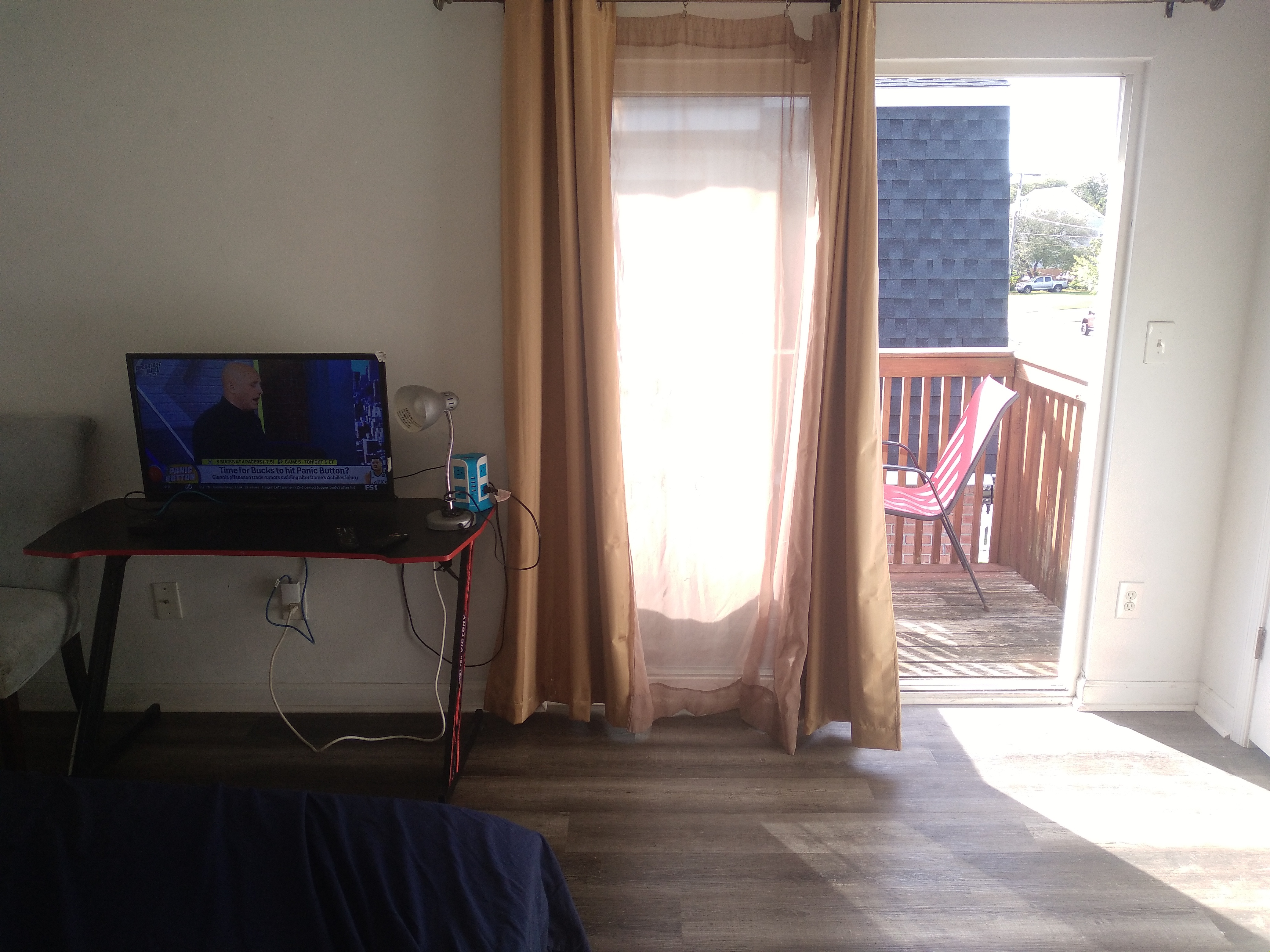 convenient-ocean-view-room/