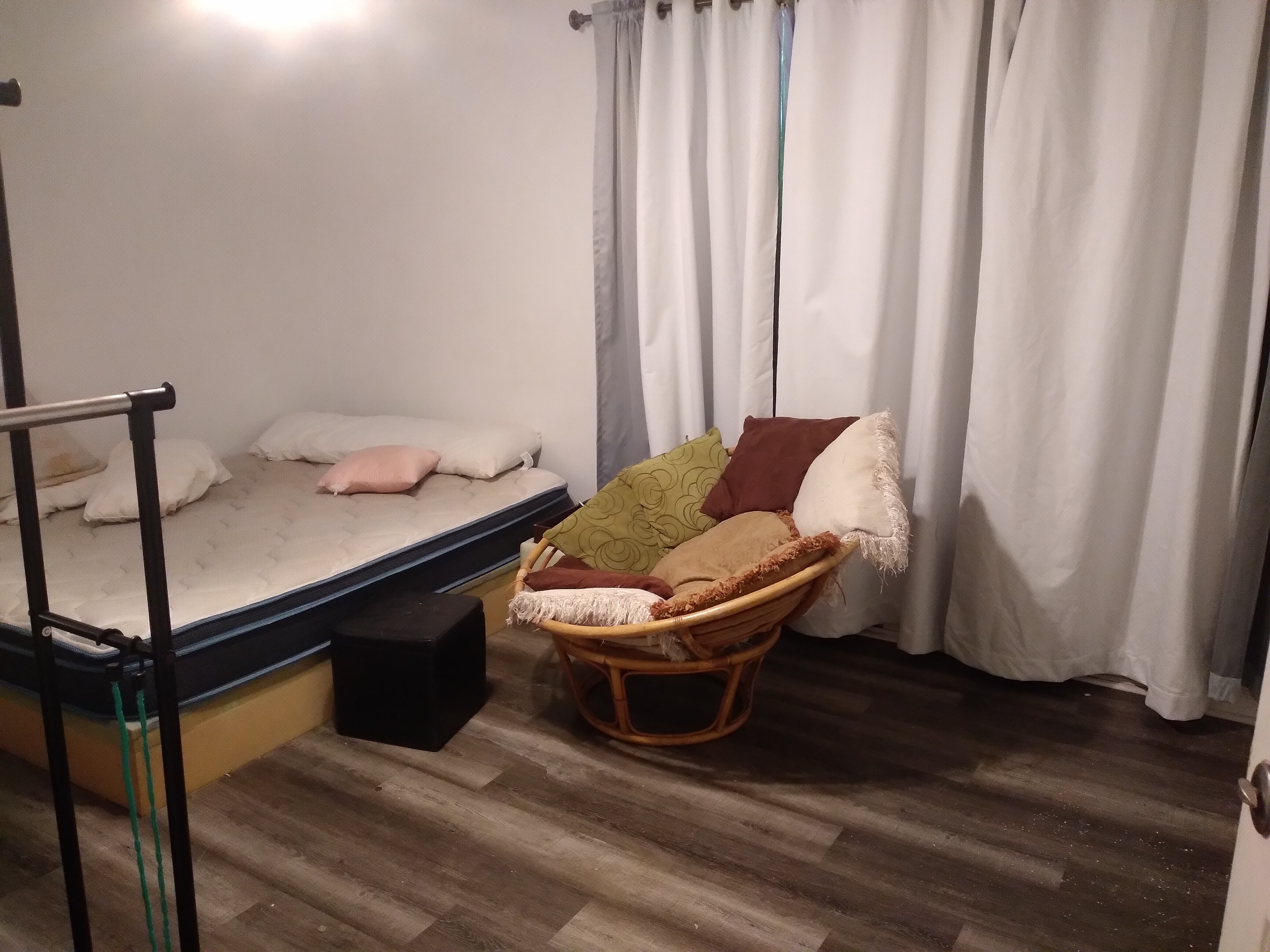 convenient-ocean-view-room/