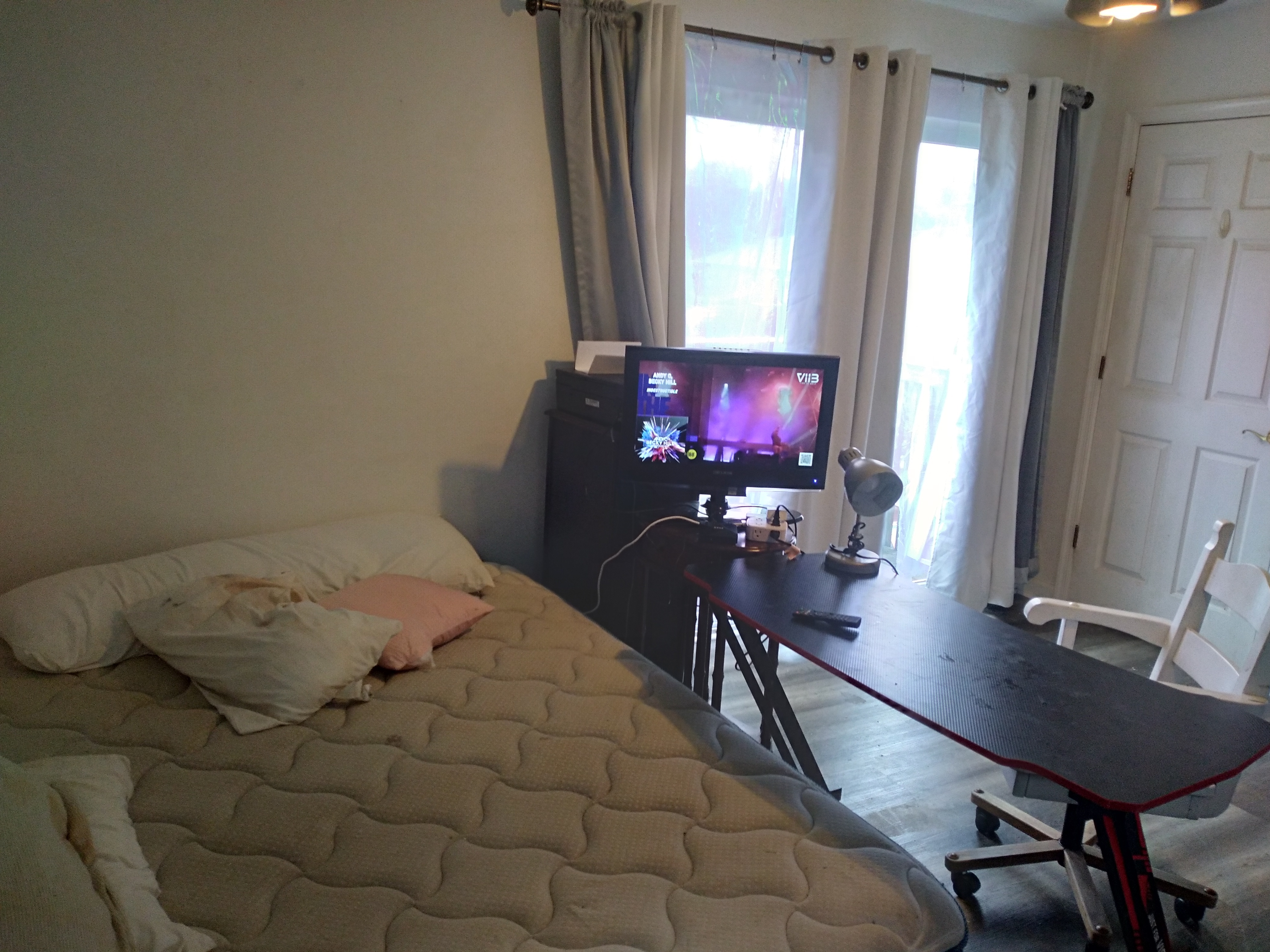 convenient-ocean-view-room/