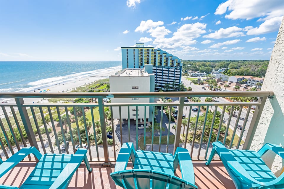 Balcony with Amazing Views