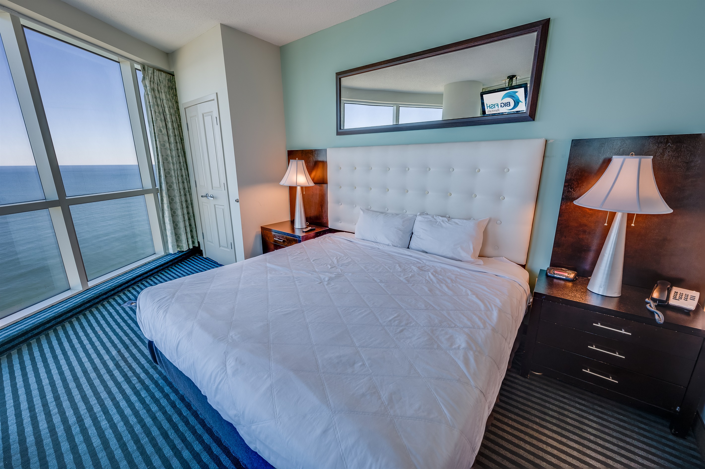 Beautiful Bedroom with Amazing Views 🌊☀️