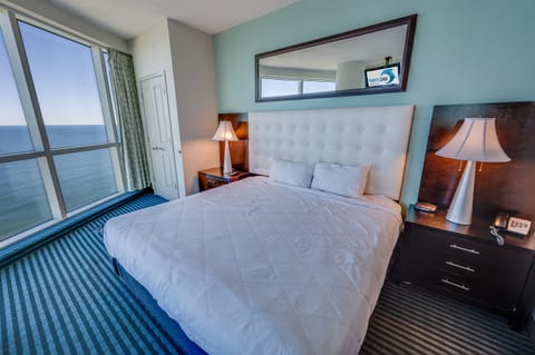 Beautiful Bedroom with Amazing Views 🌊☀️