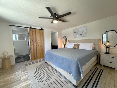 Family & pet friendly 4-bedroom home • heated pool