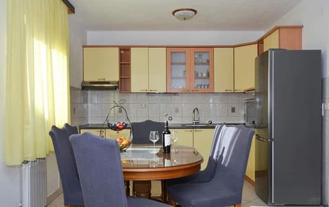 House DD with heated pool - Unit 377955-13