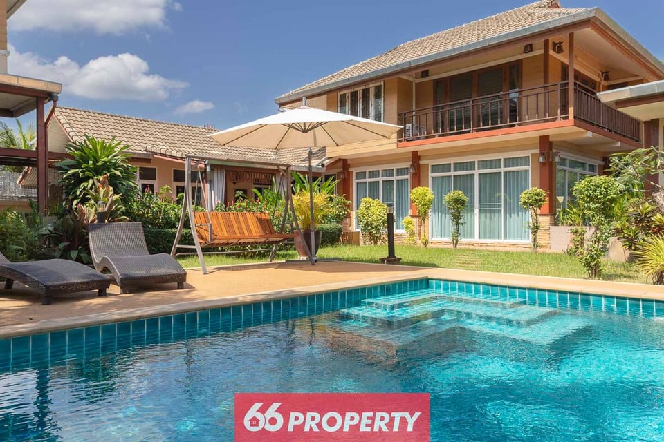 11 Bedrooms Quiet Oasis Pool Villa near Shopping - Chiang Mai