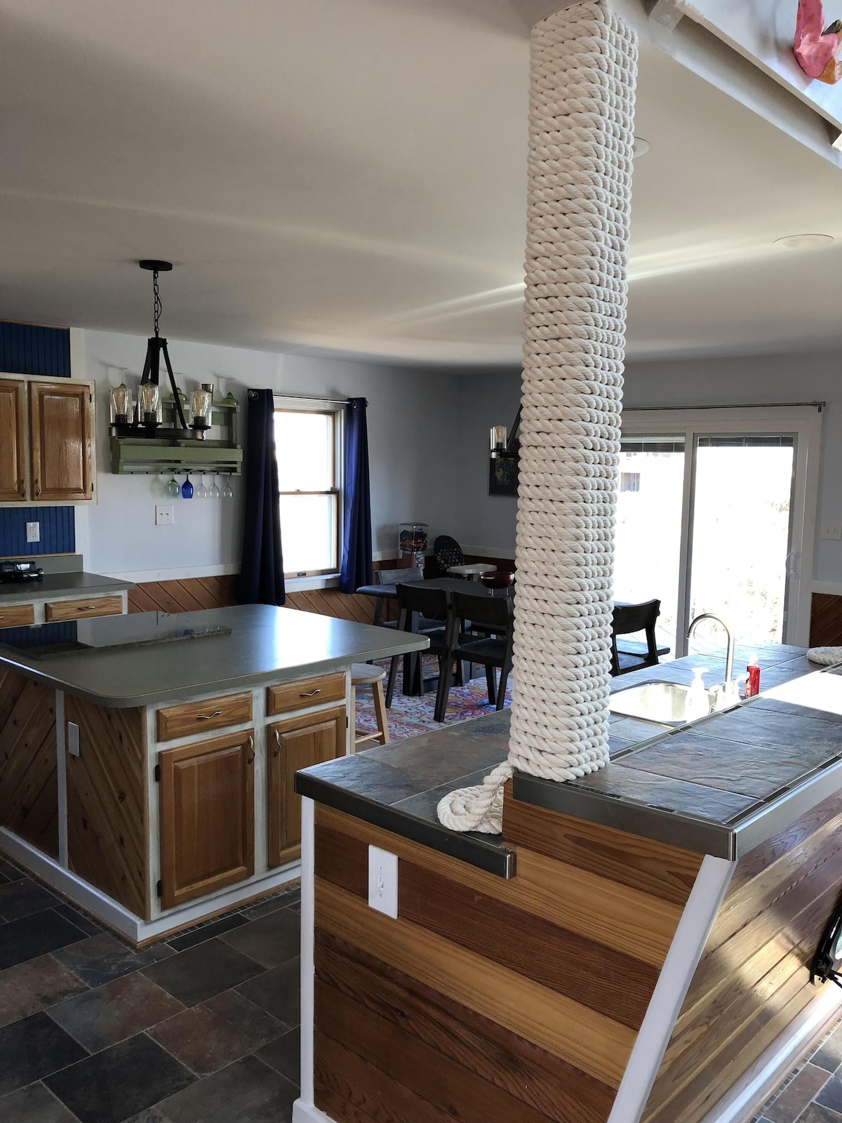 stella-blue-obx-the-grateful-dead-house/